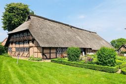 Hausansicht vom Deich Antje